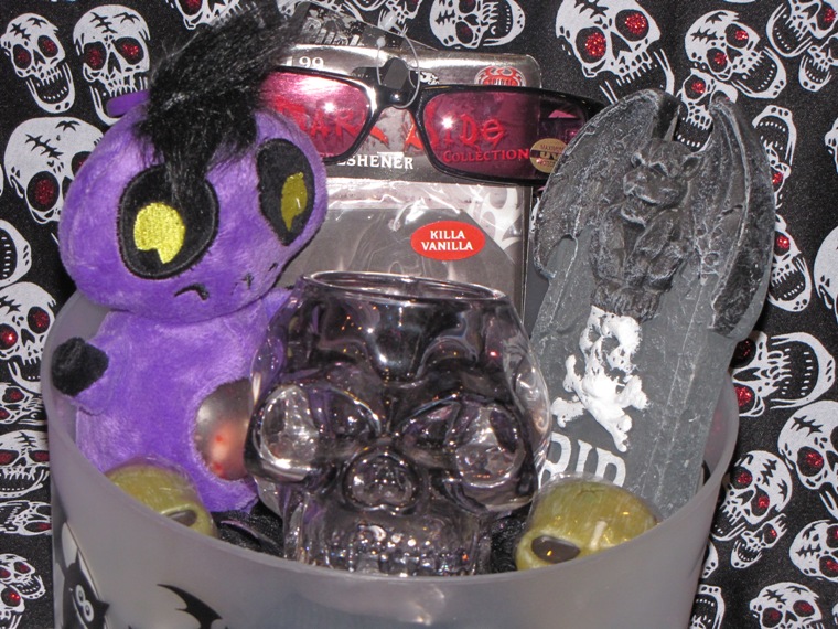 Skull Gargoyle Monster Gothic Gift Basket
