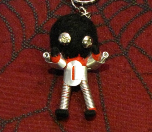 Roboman Tin Man Black Head Voodoo Keychain - Click Image to Close