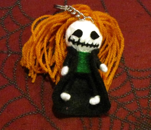 Trenchcoat Skelly Voodoo Keychain - Click Image to Close