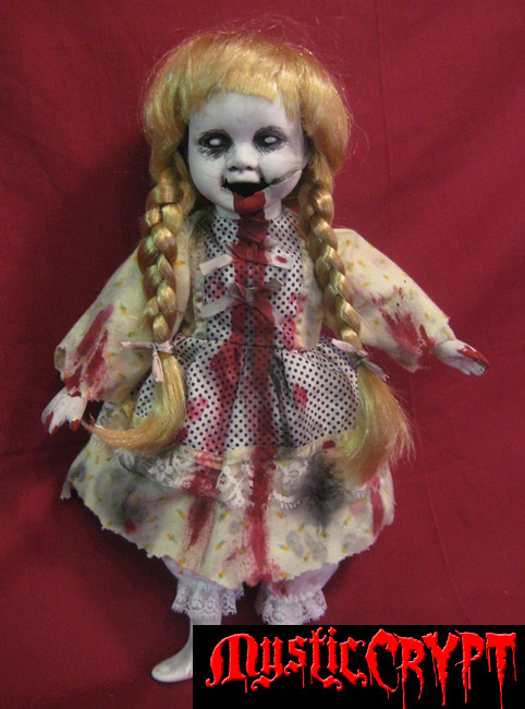 Bloody Screaming Zombie Girl w Pigtails Creepy Horror Doll Bast