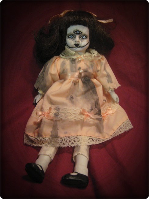 Spooky 3 Eyed Sitting Doll Creepy Horror Doll by Bastet2329 Spooky 3 Eyed Sitting Doll Creepy Horror Doll by Bastet2329
