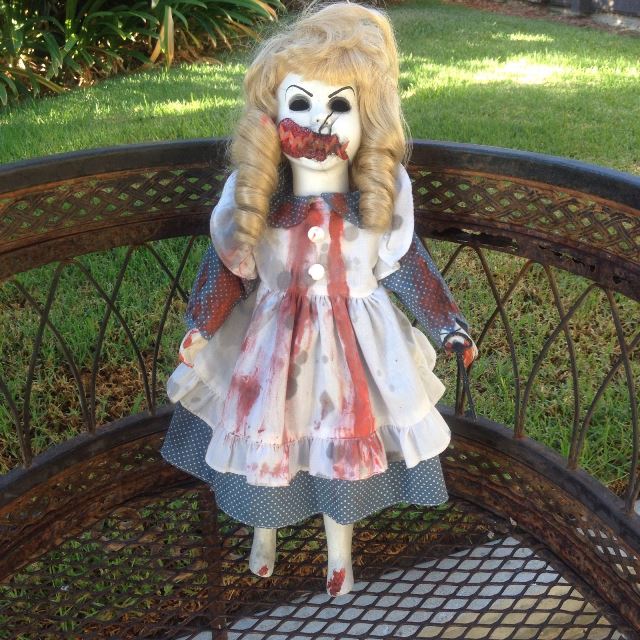 Alice in Wonderland Vampire w Key Creepy Horror Doll by Bastet2329