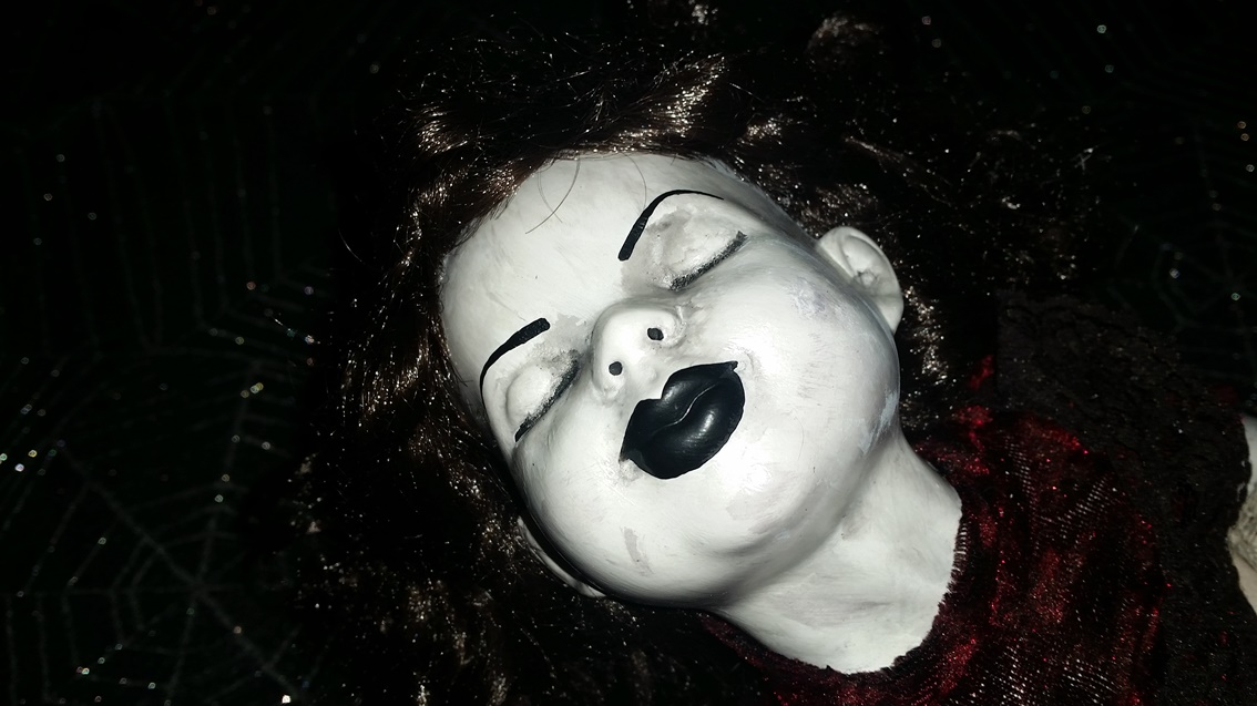 Sleeping Child on Bench Sitting Laying Creepy Horror Doll by Christie Creepydolls - Click Image to Close