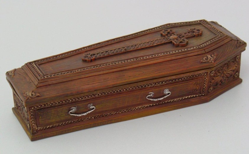 Vampire's Coffin Cross Box - Click Image to Close