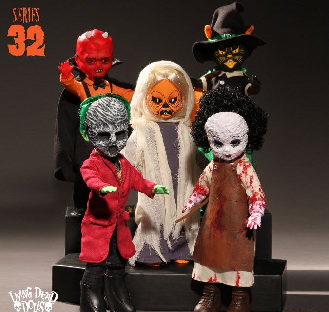 Living Dead Dolls Series 32 Halloween "Ye Ole Wraith" The Demon Ghost - Click Image to Close