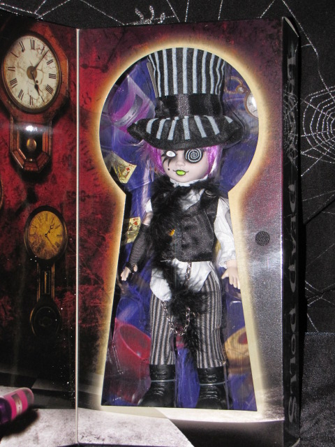Living Dead Dolls in Wonderland "The Mad Hatter" Living Dead Dolls in Wonderland "The Mad Hatter"