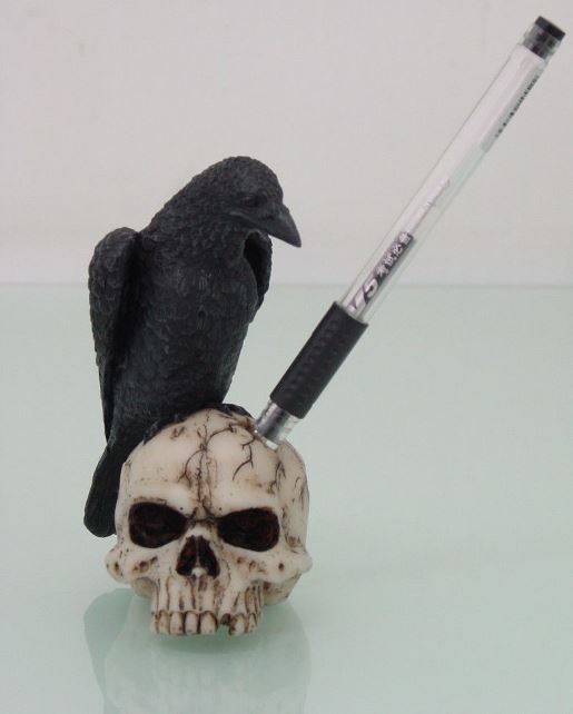 Raven Skull Pen Holder