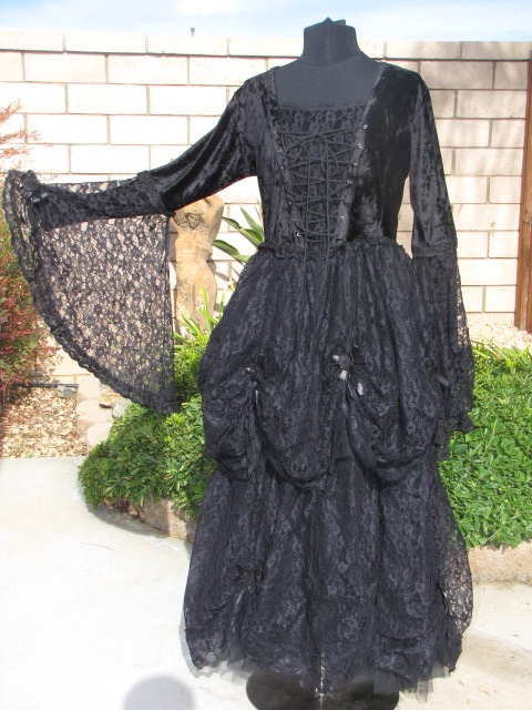 Dark Star Black Lace & Velvet Romantic Gothic Fairytale Dress - Click Image to Close