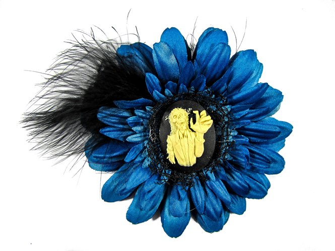 Nick's Bows Blue & Black Feather w Haunted Mansion Cameo Edgar Allen Poe Hair Clip - Click Image to Close