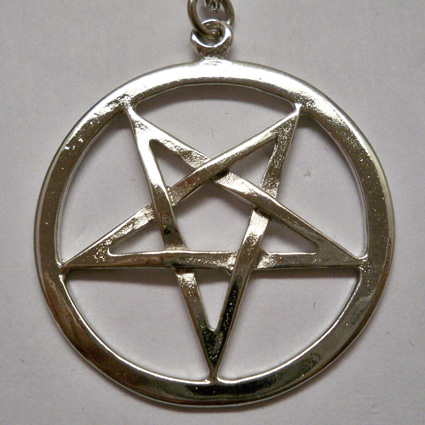 Polished Inverted Pentacle Necklace - Click Image to Close