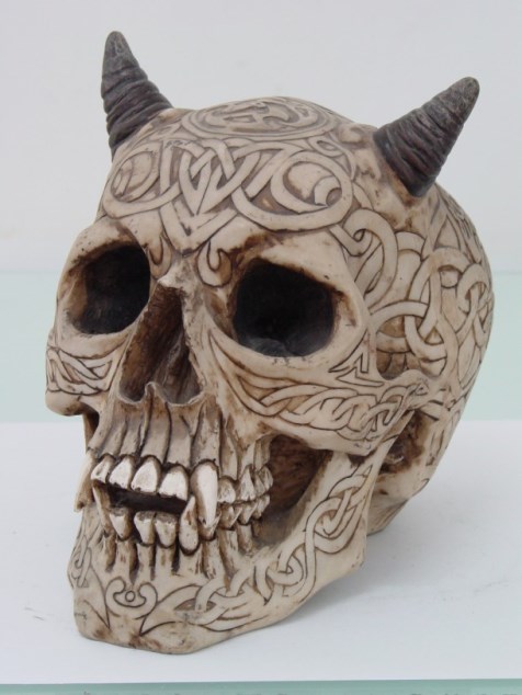 Celtic Vampire Demon Skull with Horns - Click Image to Close