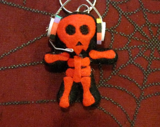 Black and Red Skull w Headphones Voodoo Keychain