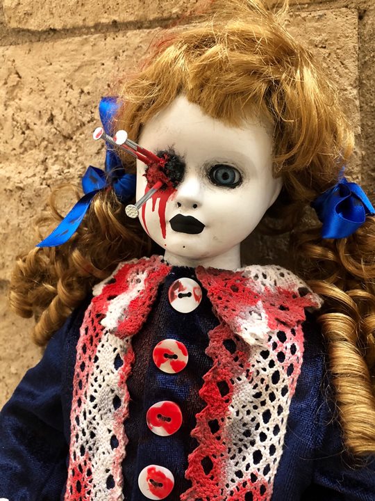 creepy ceramic dolls