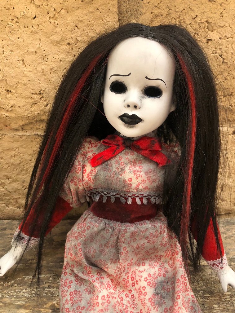 creepy eye doll