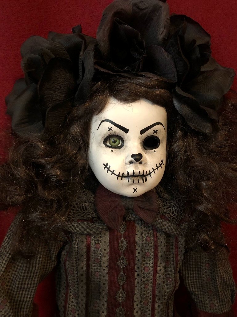chinese horror doll