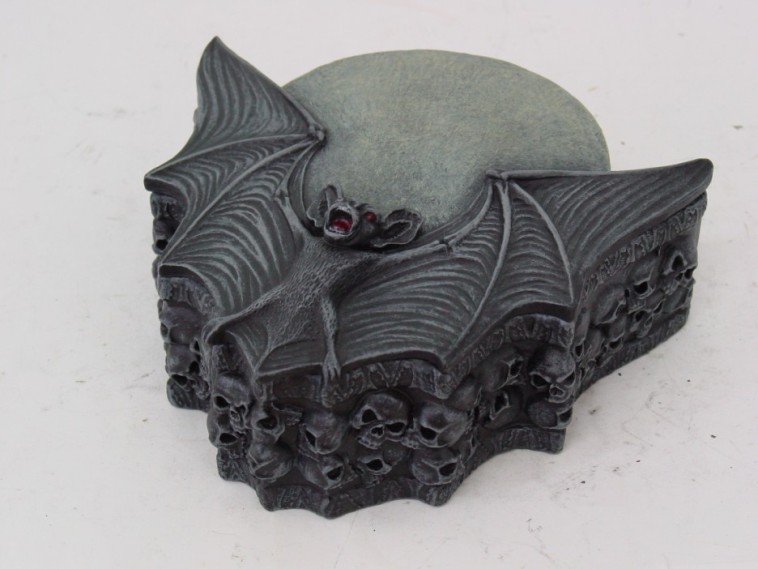 Vampire Moon Skulls Bat Wings Box