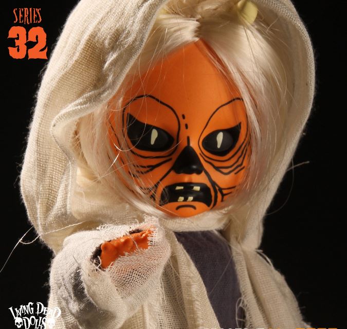 Living Dead Dolls Series 32 Halloween "Ye Ole Wraith" The Demon Ghost - Click Image to Close