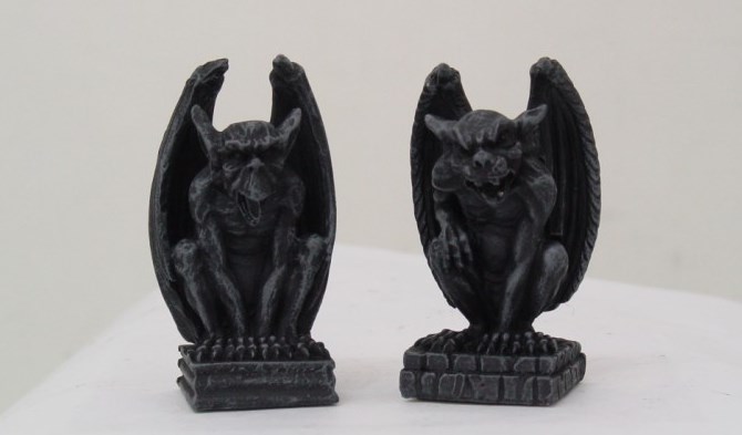 Mini Gargoyles Set of 2 - Click Image to Close