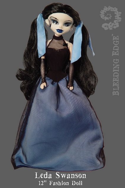 Bleeding Edge Series 5 Begoths 12 inch Leda Swanson Blue RARE Figurine