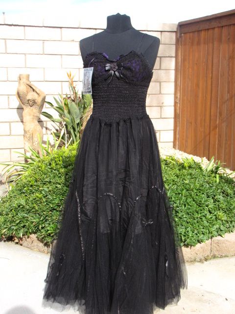 Dark Star Gothic Purple & Black Hard Tulle Ribbon Lace Ball Gown - Click Image to Close