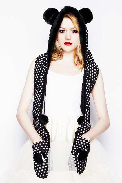 Hell Bunny Black & White Polka Dot Bear PVC Heart Marvel Hat - Click Image to Close