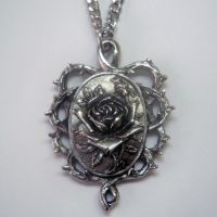 Rose In Thorns Cameo Necklace Rose In Thorns Cameo Necklace