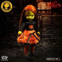 NYCC 2017 Exclusive Mezco Living Dead Dolls Sweet Tooth SLIGHTLY DENTED BOX NYCC 2017 Exclusive Mezco Living Dead Dolls Sweet Tooth SLIGHTLY DENTED BOX